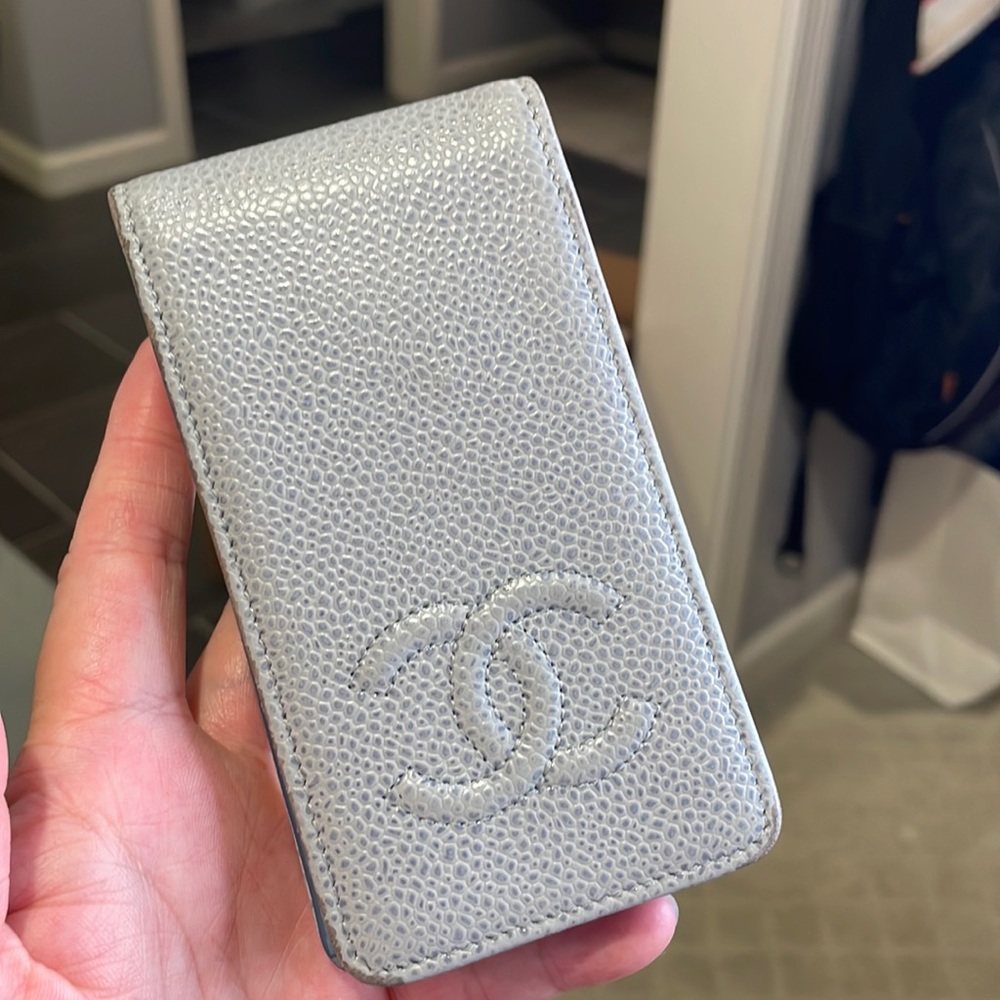 This listing is created for the live show.